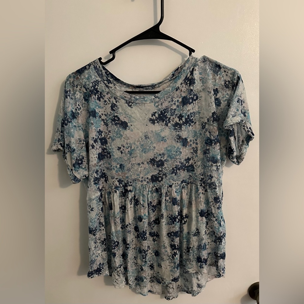 Forever 21. Floral Babydoll TShirt.